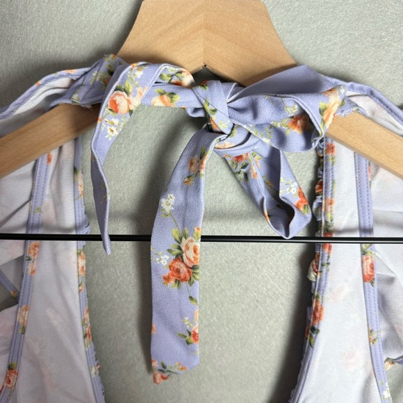 Brand New WeWoreWhat Women's Ruffle Halter Midi Dress Vintage Roses Purple S - Picture 4 of 12